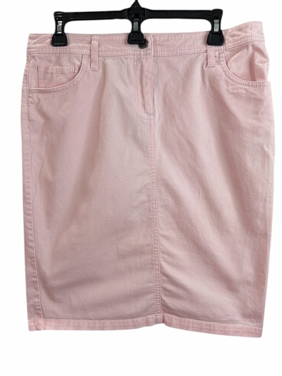 New York & Company Dresses & Skirts - New York & Co Light Blush Pink Denim Pencil Skirt. EC. Size 8
